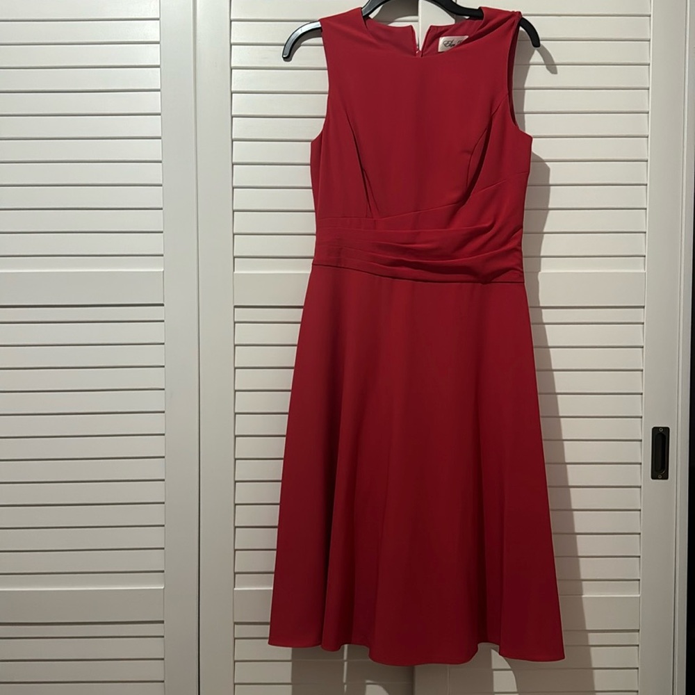 Eliza J dress, Ruched, Fit & Flare, size 6, red, excellent condition, never worn